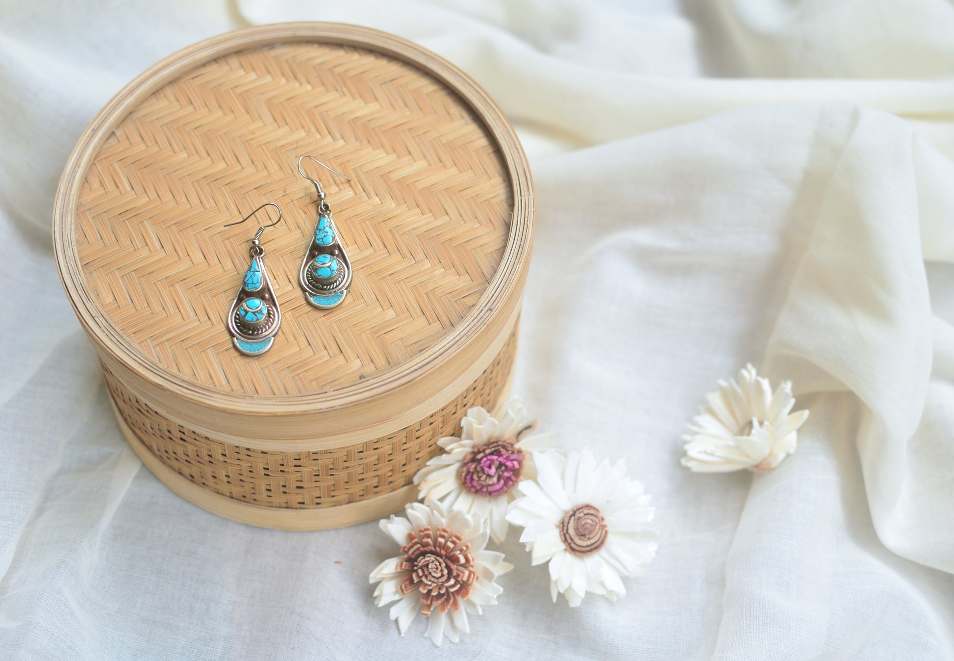 Tibetan earrings -Aqua image 0