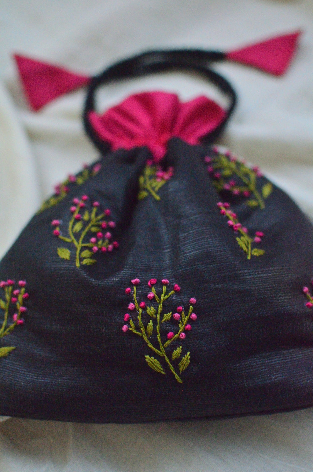 Gypsophila - raw silk potli image 2