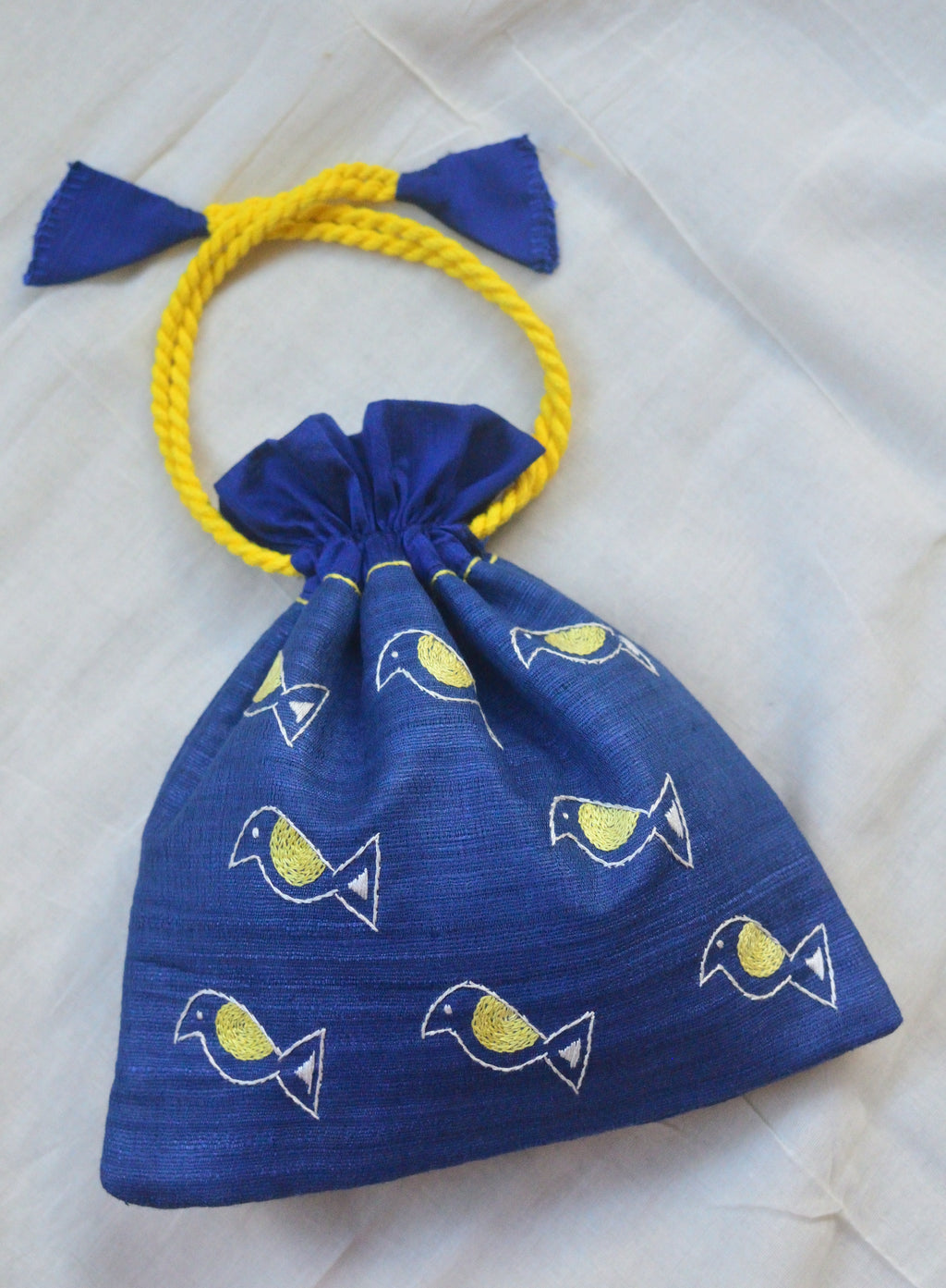 Churuyi - raw silk potli image 0