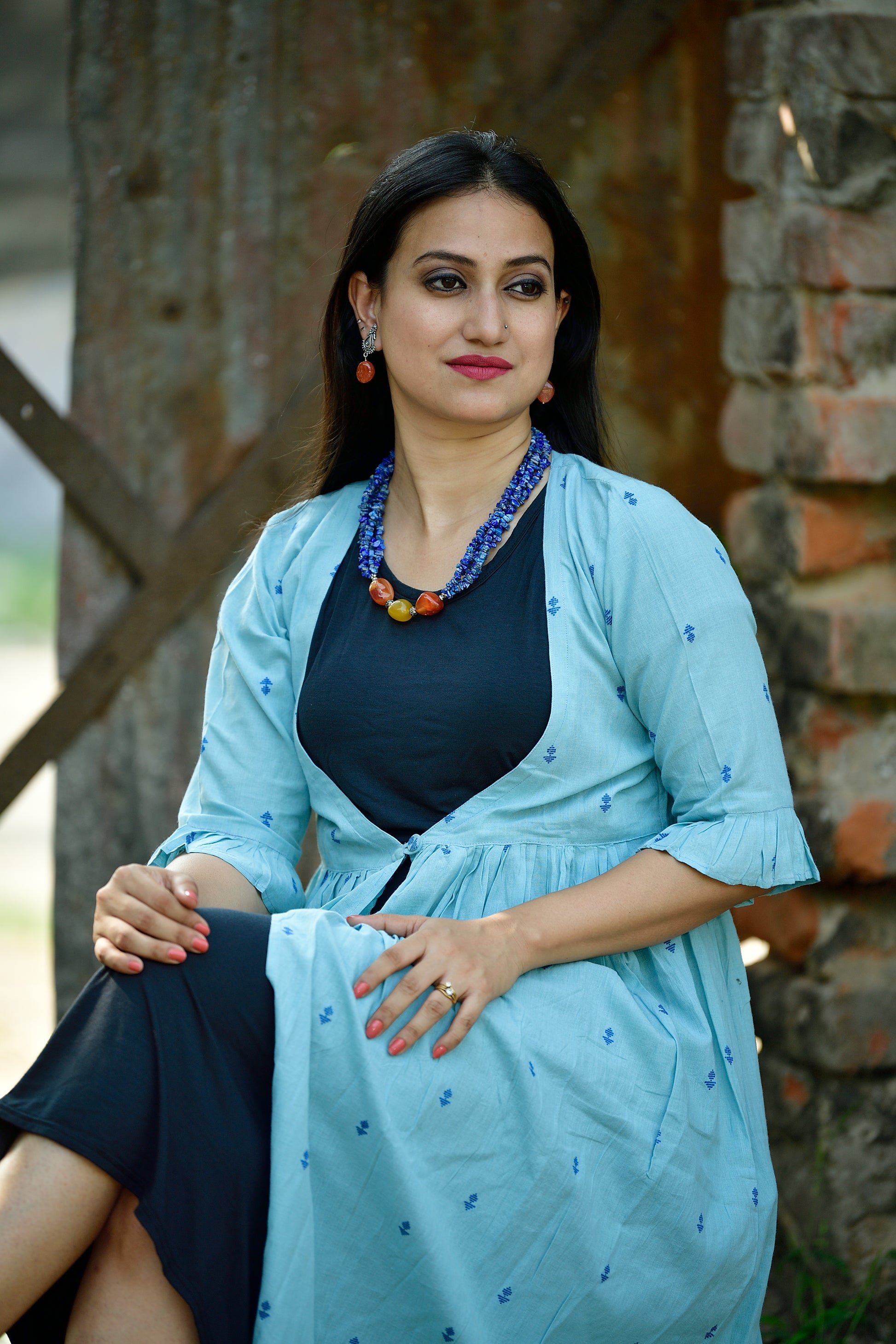 Lapiz lazuli short length neckpiece-earrings set image 0