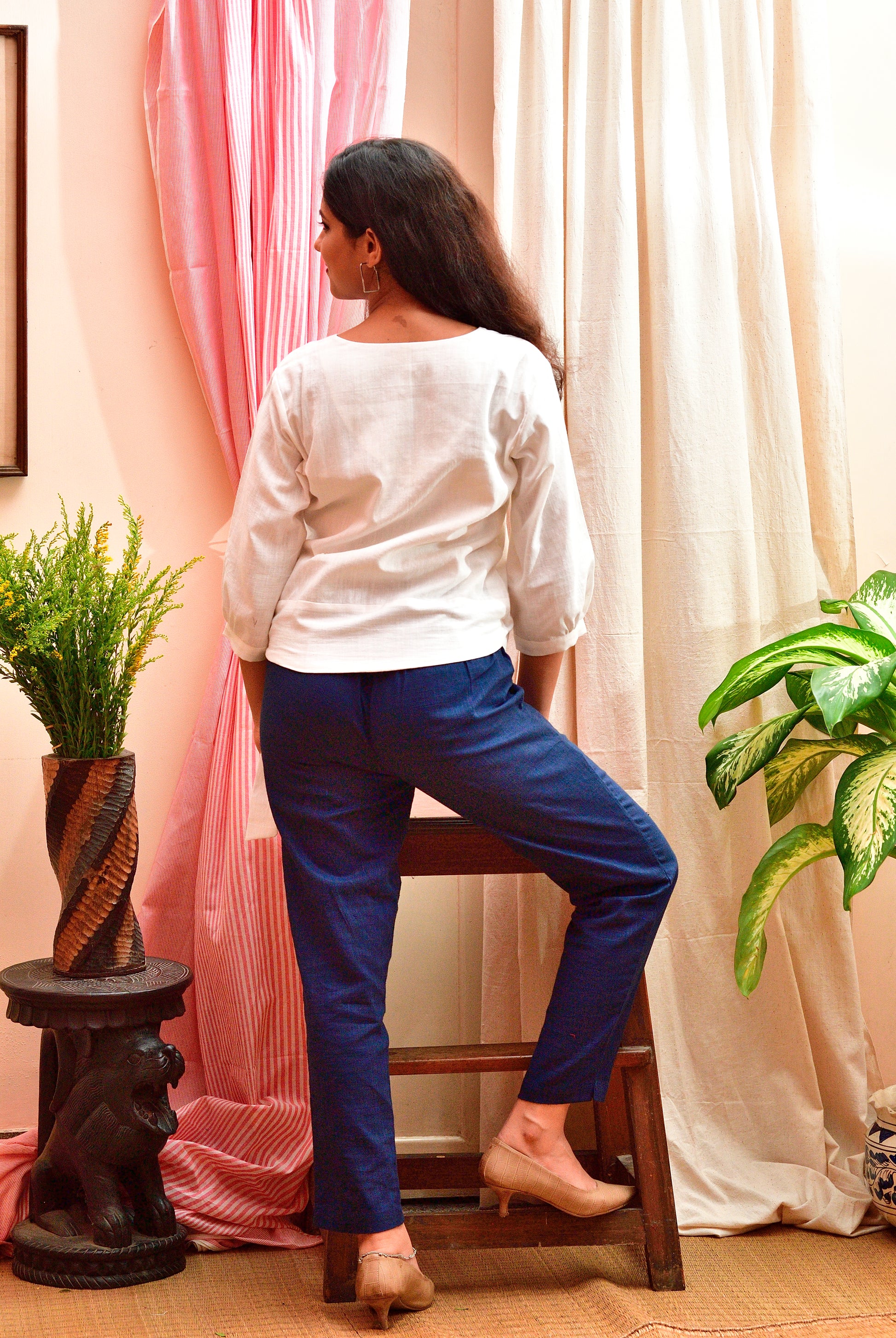 Girija - handloom cotton top image 4