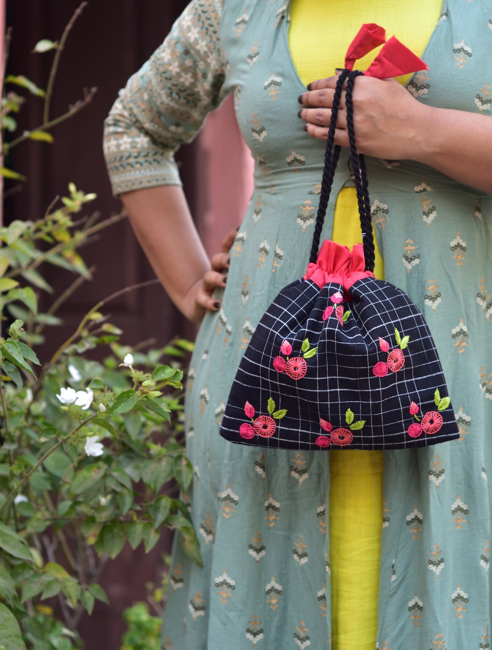 Chrysanthemum - cotton potli image 0