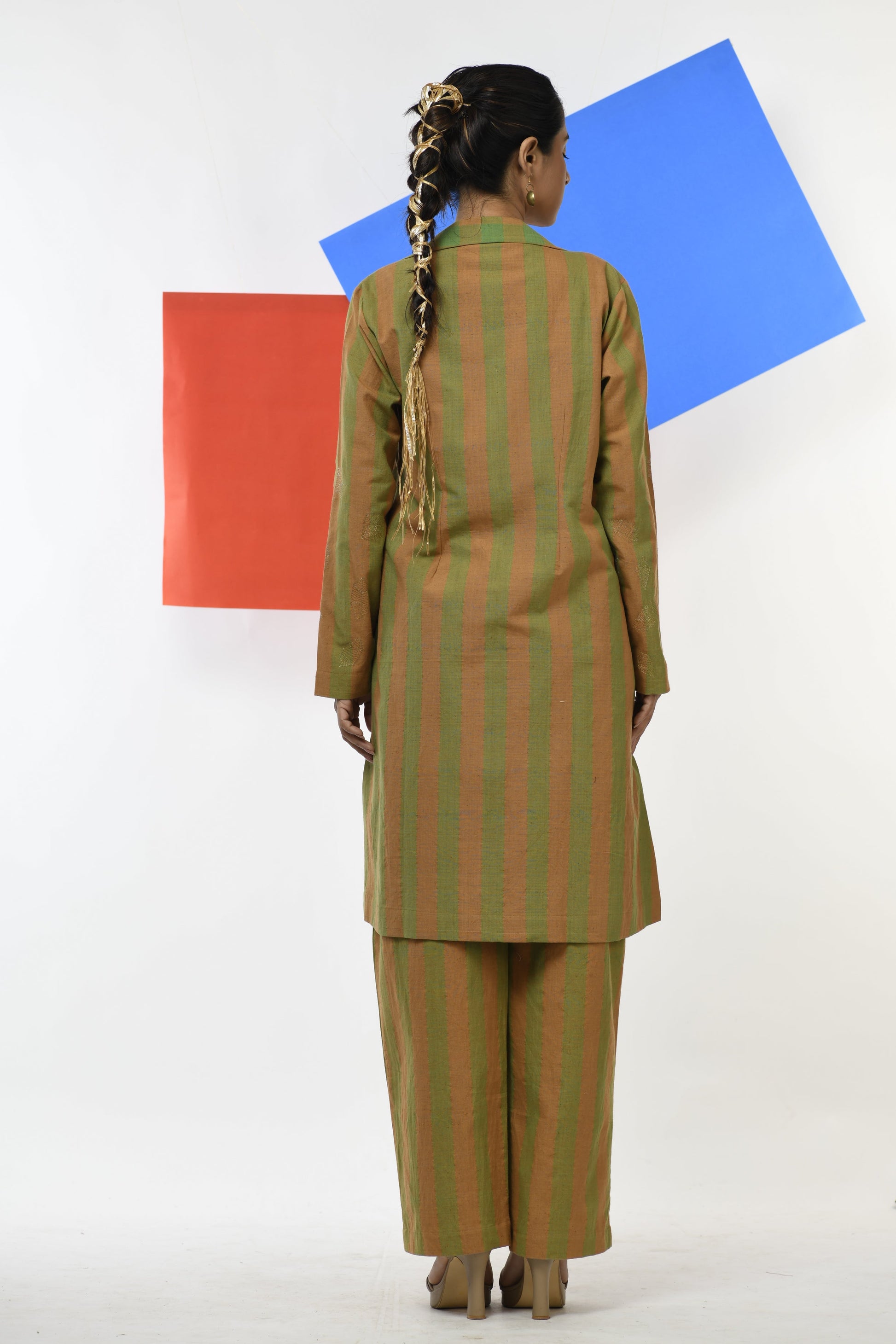 Zircon Gleam - Handwoven hand embroidered co-ord set