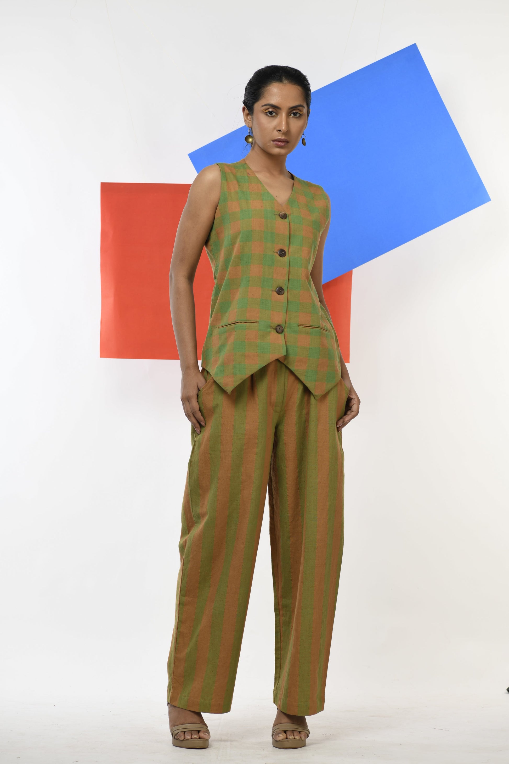 Zircon Gleam - Handwoven hand embroidered co-ord set