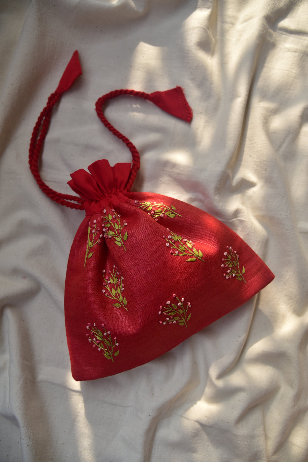 Gypsophila - silk cotton potli