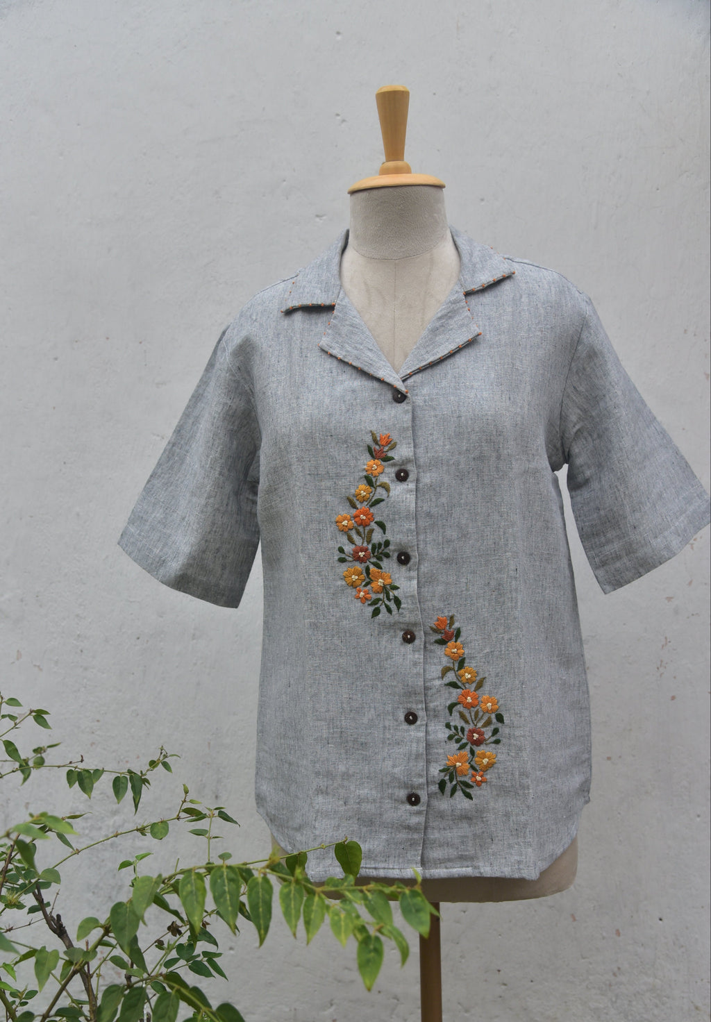 Ash & Amber Pure Linen Hand-embroidered Shirt Grey Front View