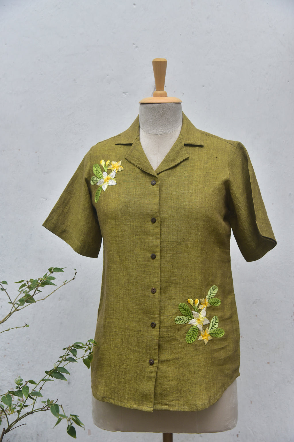Frangipani Green Handwoven Linen shirt Front