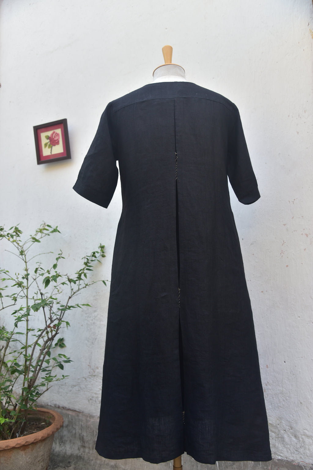 Rose Rhapsody - Handwoven Linen Shirt Dress (Black)