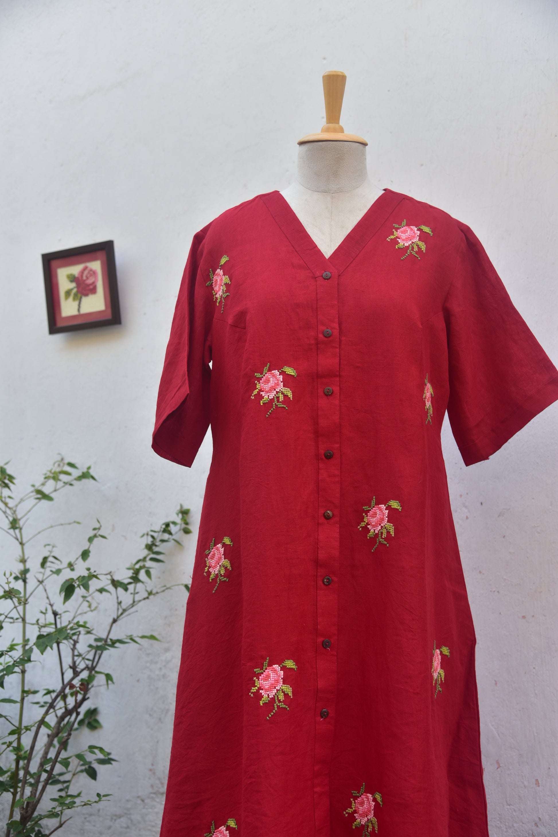 Rose Rhapsody Handloom Linen Shirt Dress Red Front