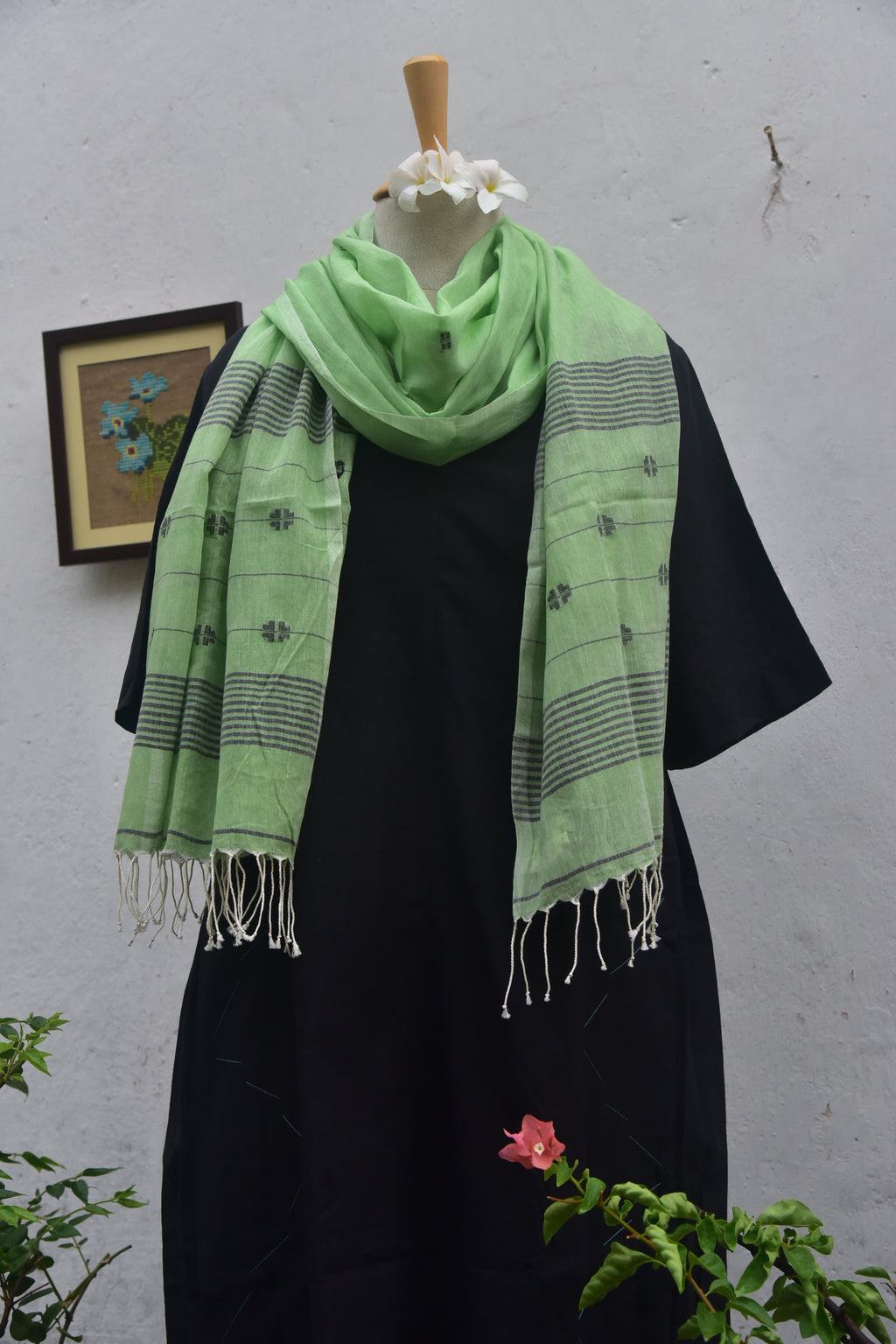 Handwoven jamdani stole pale olive green colour front view