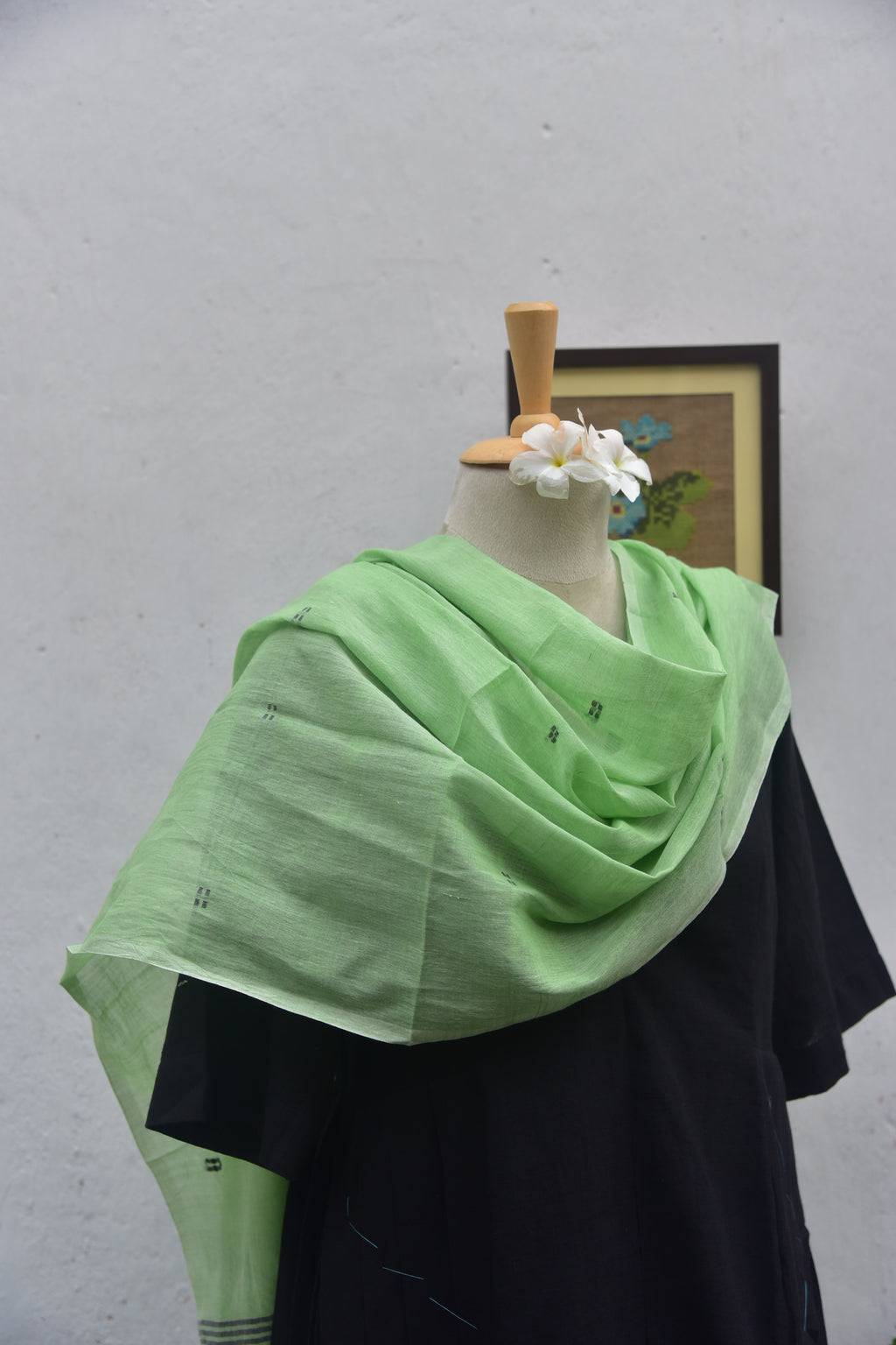 Handwoven jamdani stole pale olive green colour front view