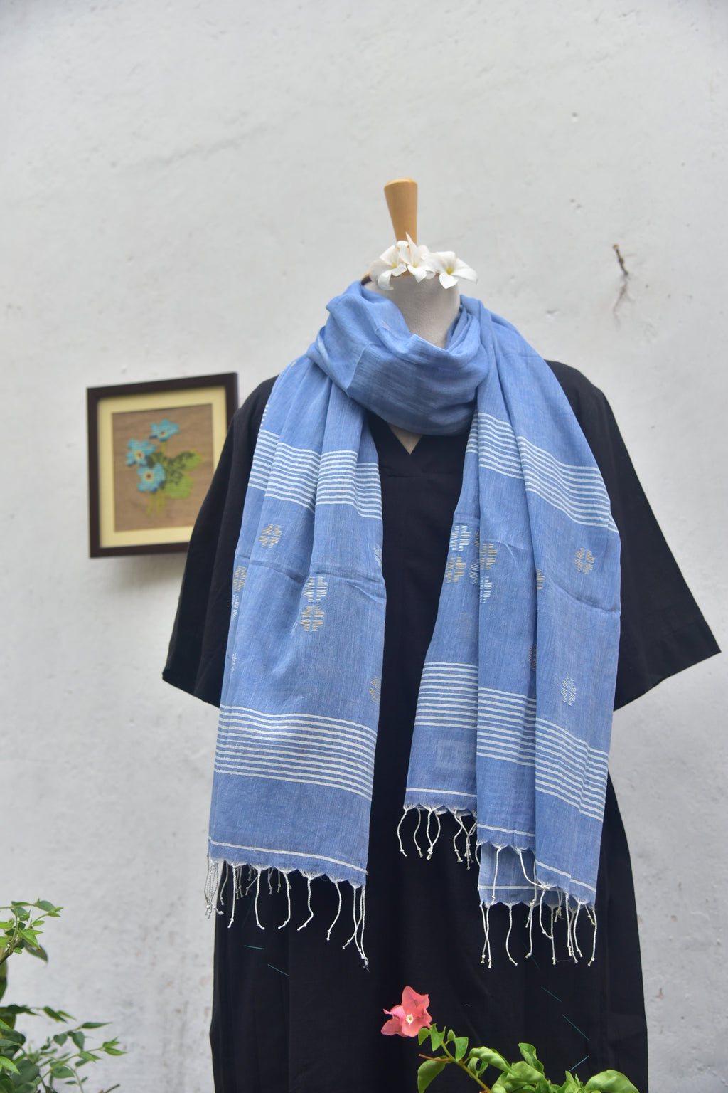 Handwoven Jamdani Stole - Powder Blue