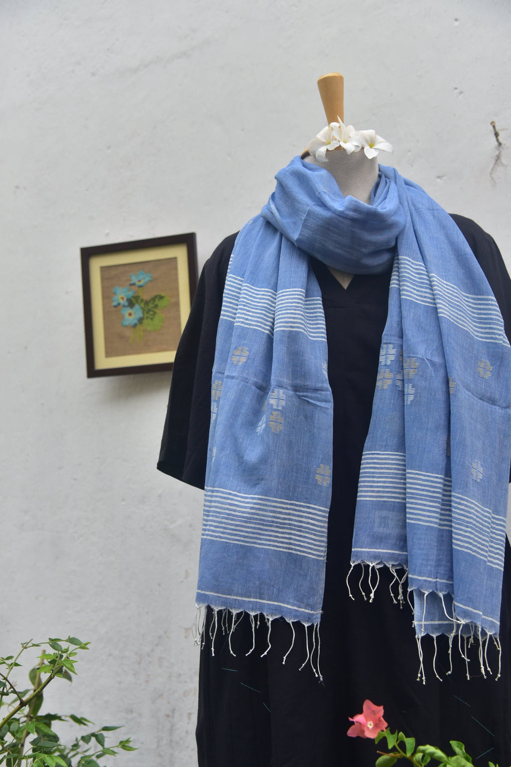 Handwoven Jamdani Stole - Powder Blue