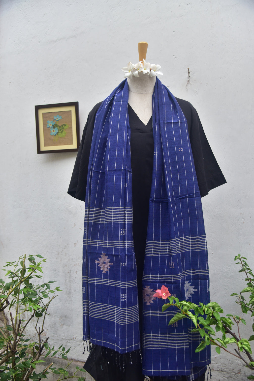 Soft handwoven Jamdani stole in indigo blue front view