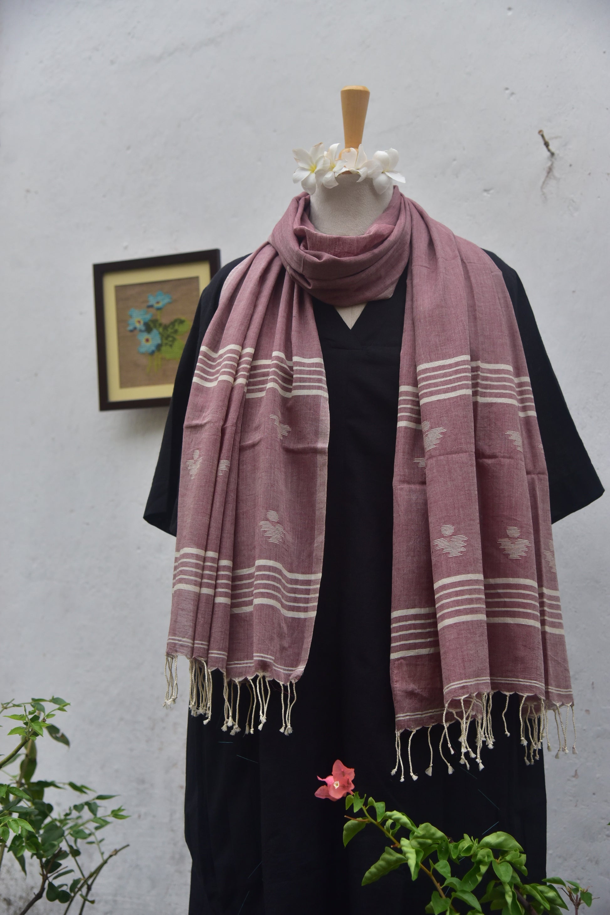 Handwoven jamdani stole katechu colour front view