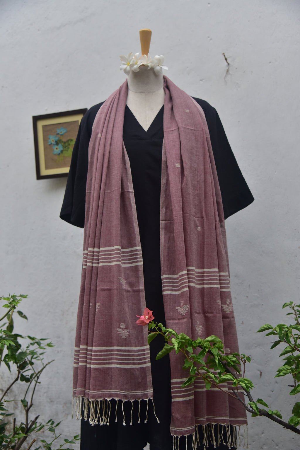 Handwoven jamdani stole katechu colour front view
