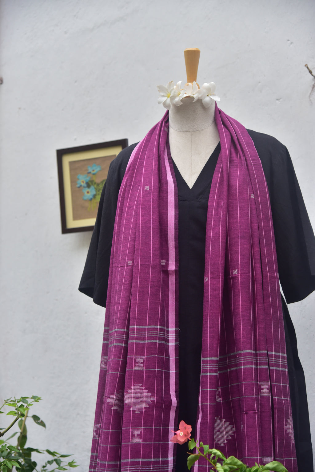 Soft handwoven Jamdani stole in plum front view