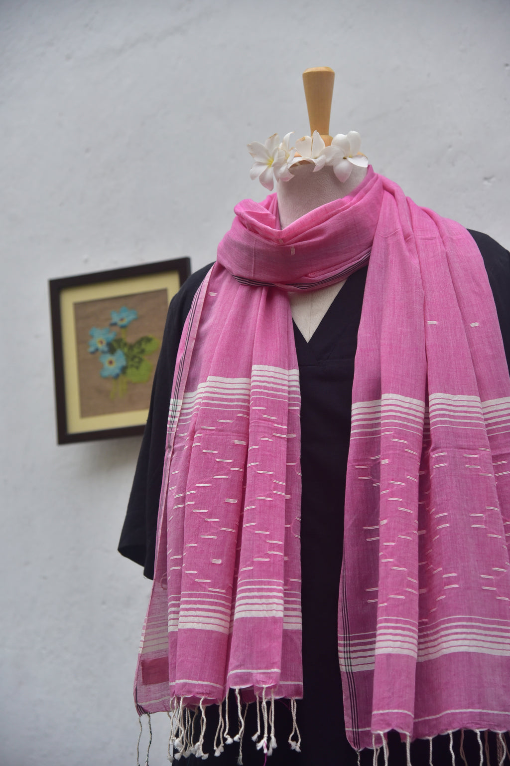 Soft Jamdani stole in powder pink shade front view
