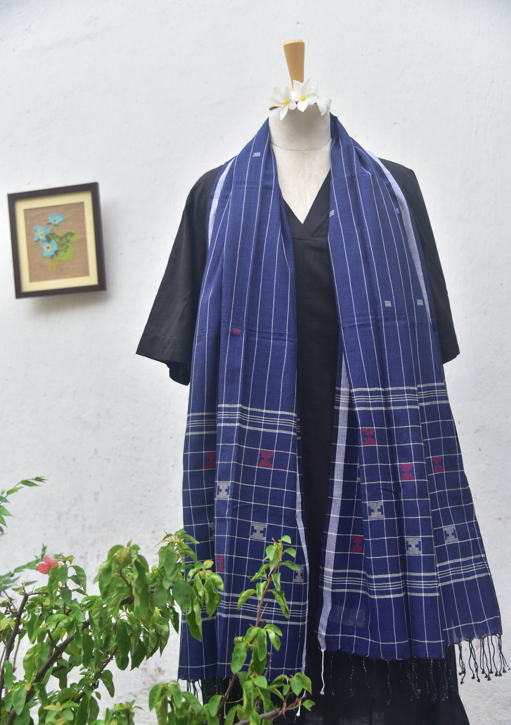 Soft handwoven Jamdani stole in indigo blue front view