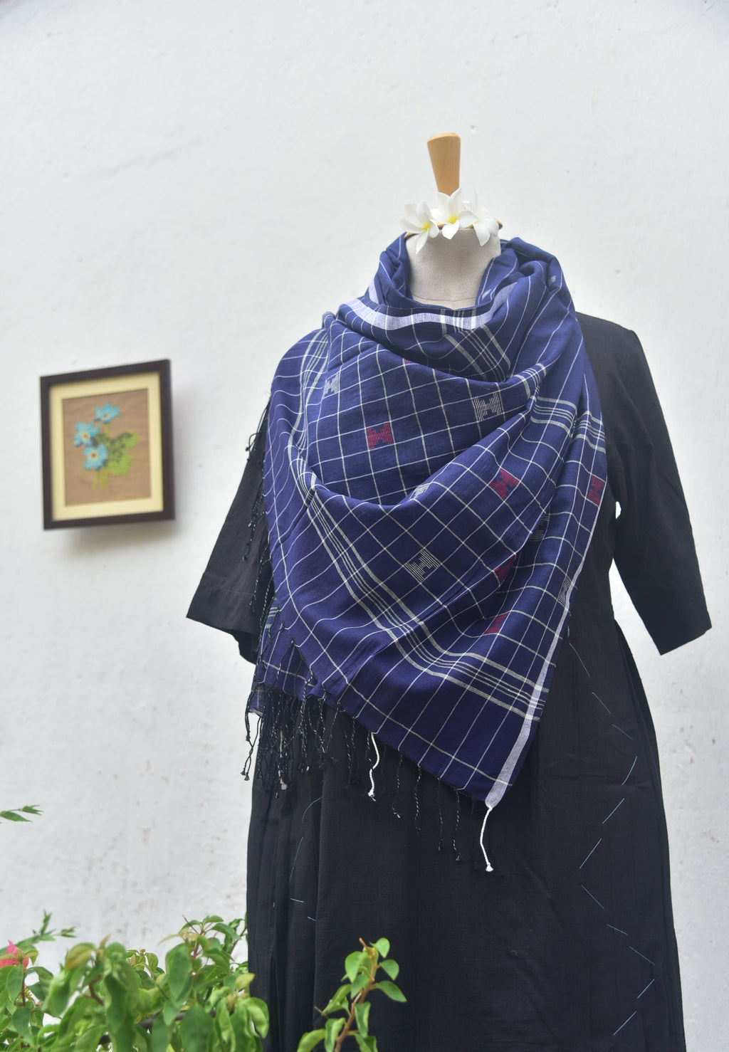 Handwoven Jamdani Stole - Indigo Checkers