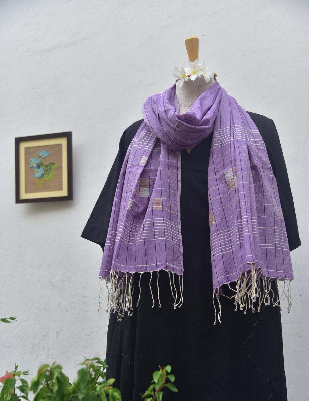 Handwoven Jamdani Stole - Lavender Lush