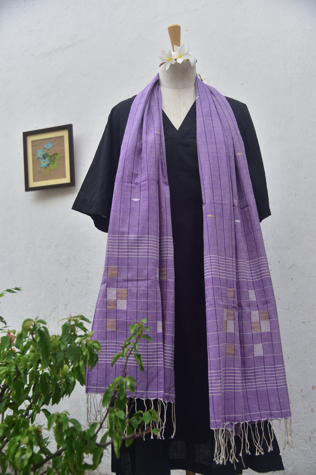 Handwoven Jamdani Stole - Lavender Lush