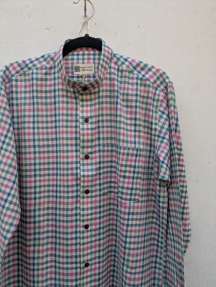Multicolour checks full sleeves shirt