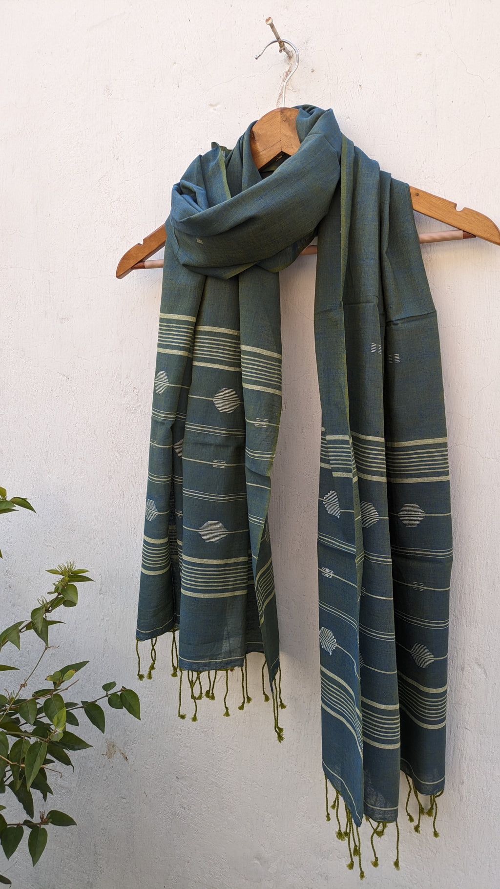 Jamdani stole - Grey and Blue Dual Tone