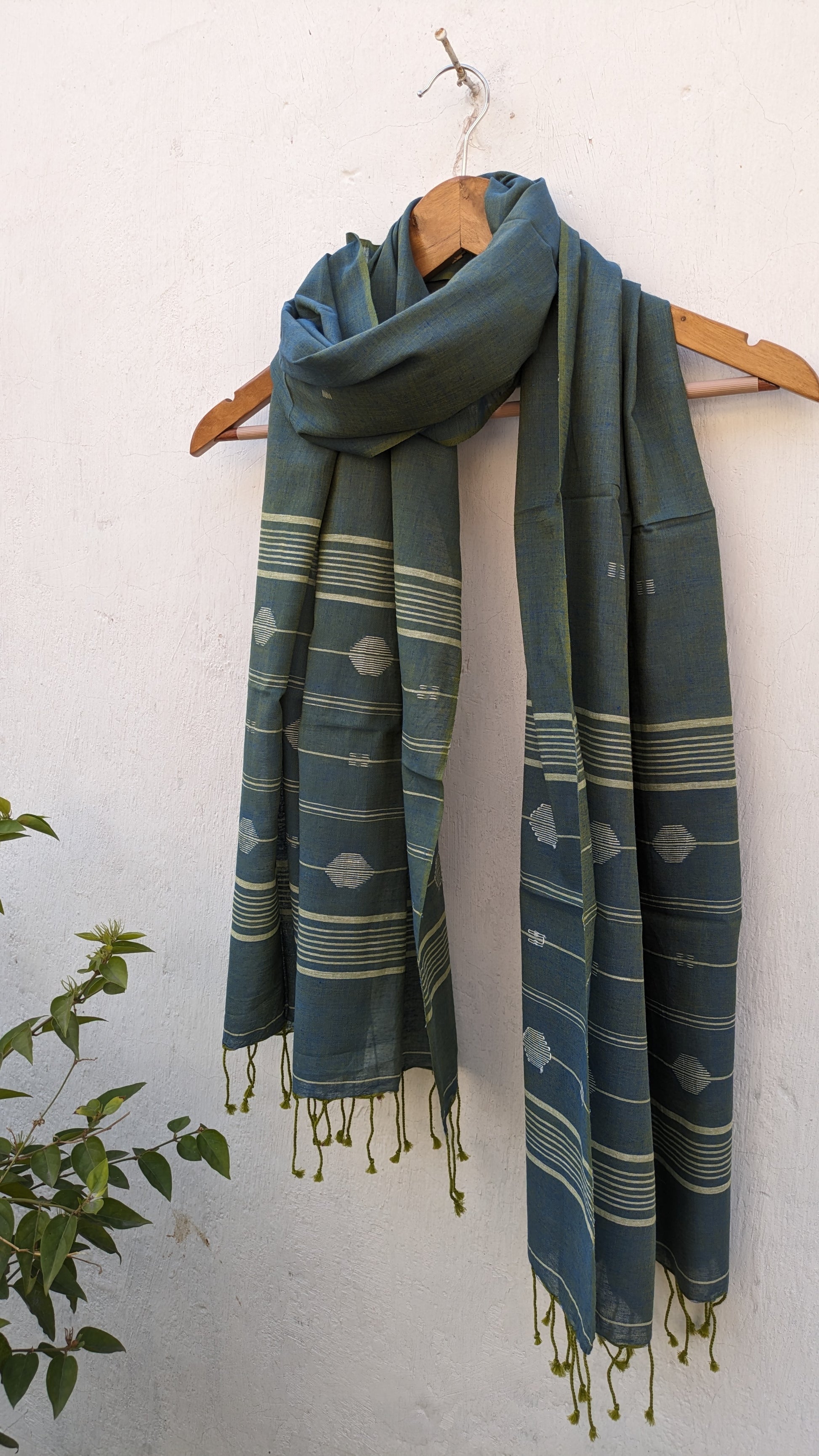Jamdani stole - Grey and Blue Dual Tone
