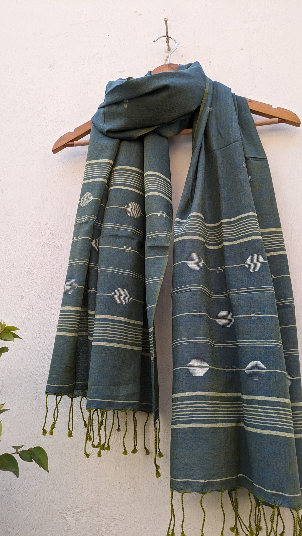 Jamdani stole - Grey and Blue Dual Tone