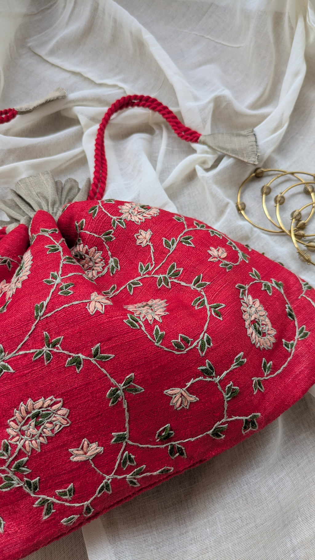 Kashmiri Embroidered - Silk Cotton Potli