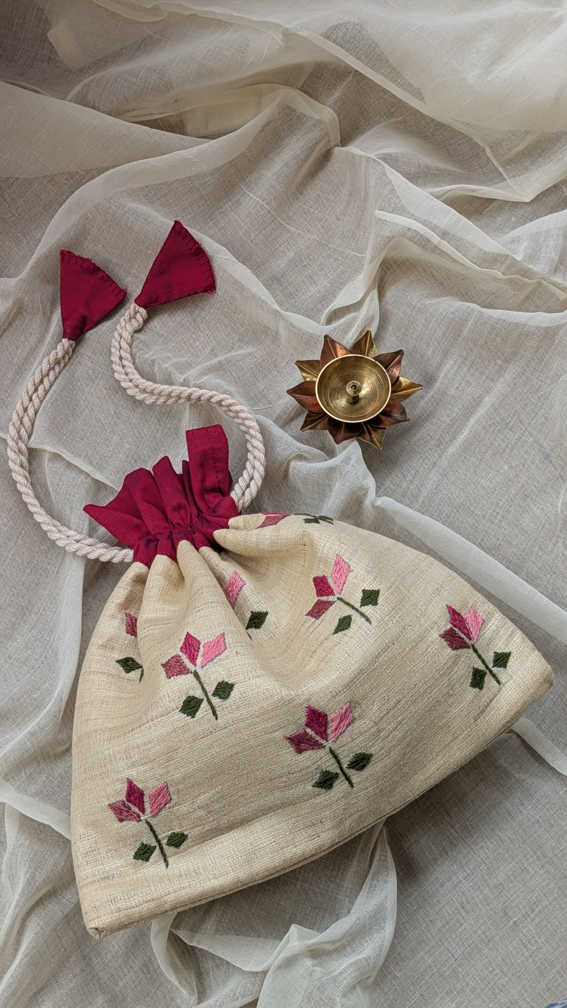 Nayantara Off-white - Hand embroidered Silk Cotton Potli