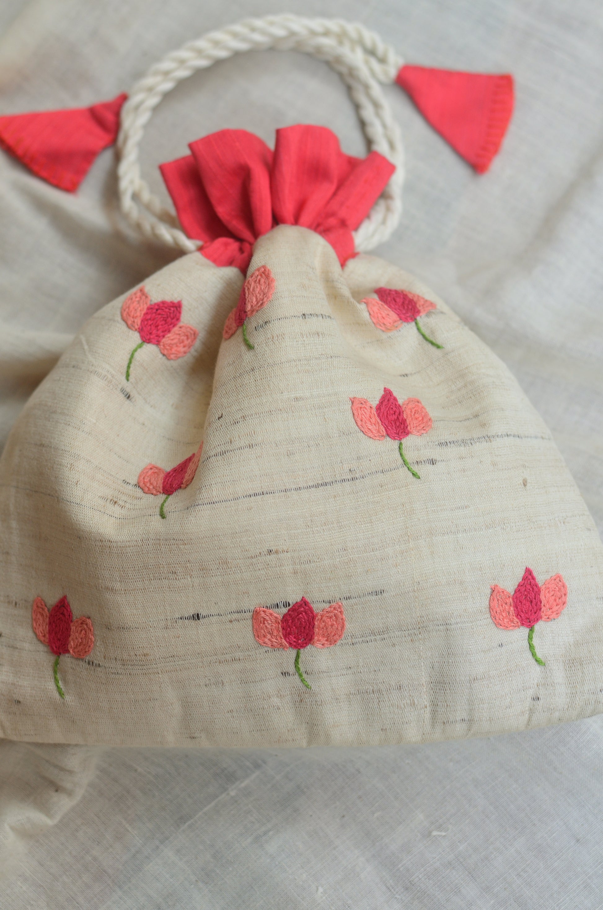 White Lily - raw silk potli image 3