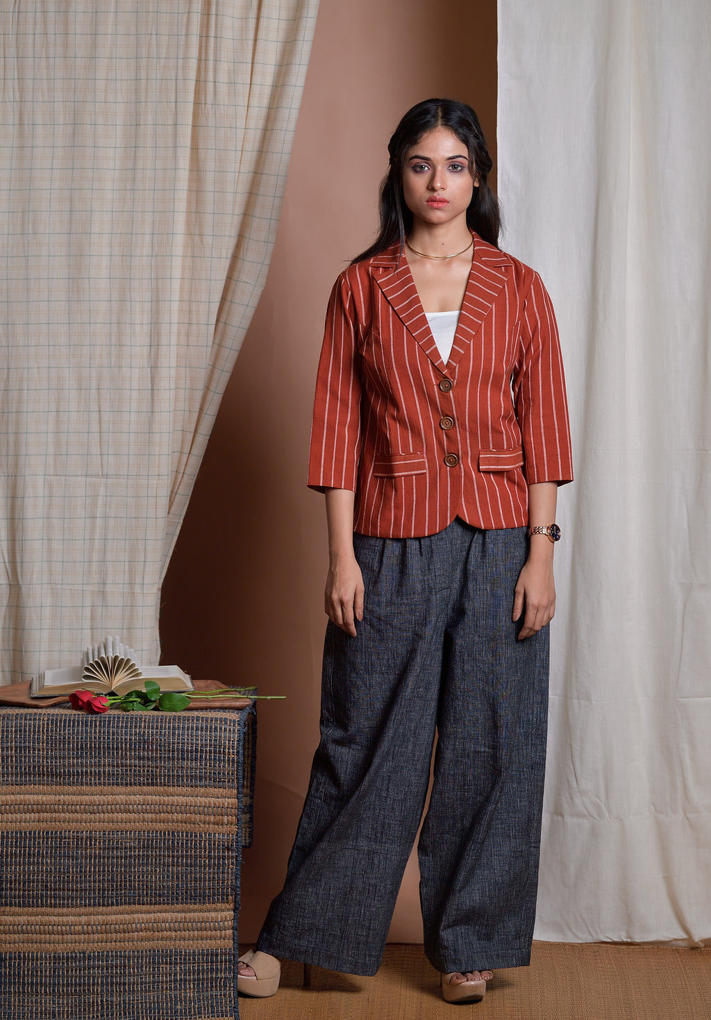 Riddle of Joy - Handwoven cotton jacket image 4