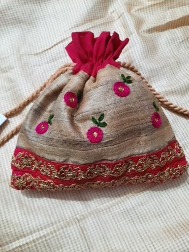 Pure tussar and zari border image 0