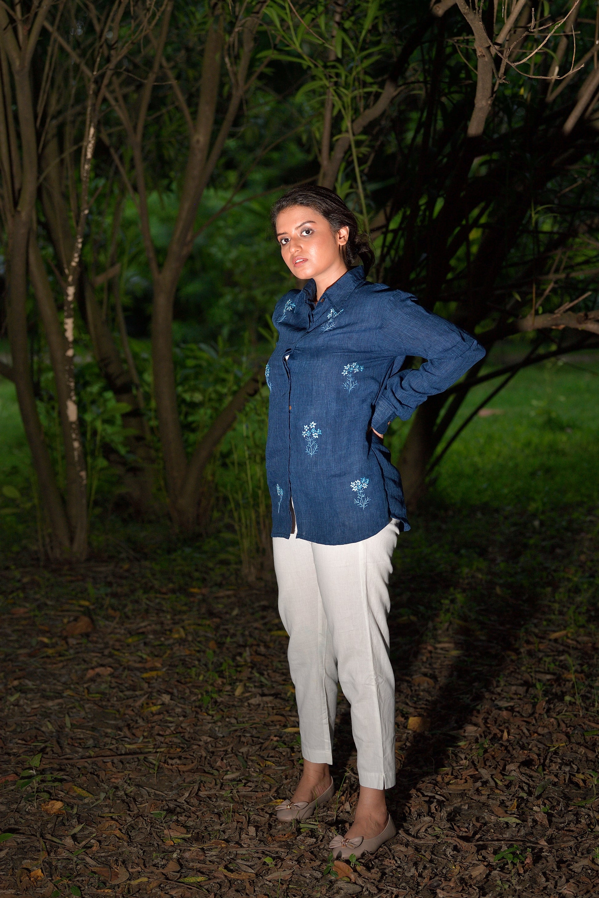 Moonflower Spell - Linen by linen shirt image 3