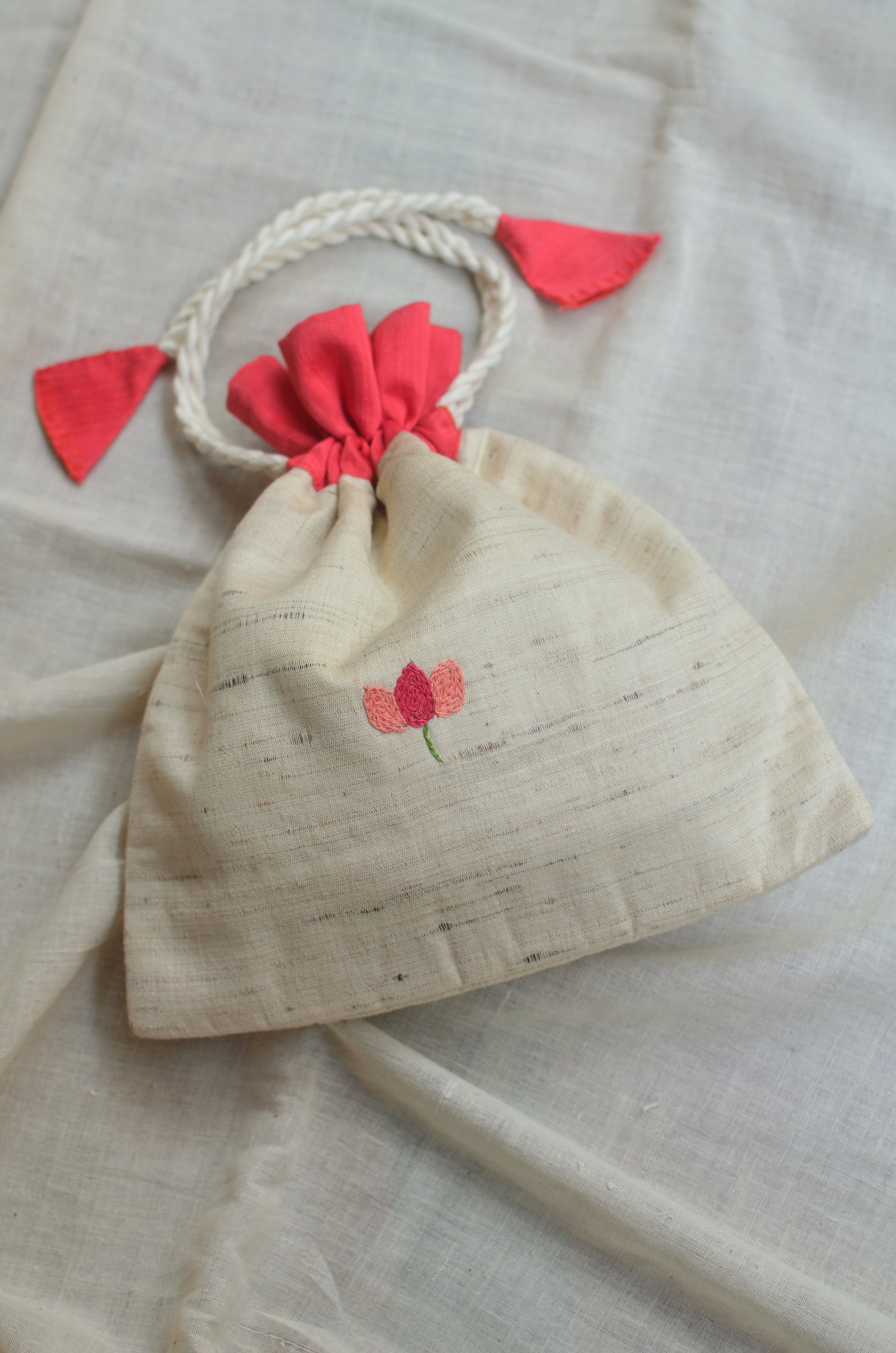 White Lily - raw silk potli image 4